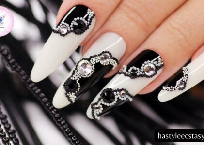 Black Nail Ideas: Elevate Your Style with Timeless Elegance!